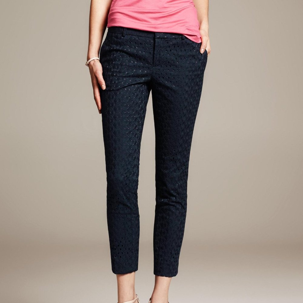 Banana Republic Hampton Fit Navy Eyelet Crop Pants